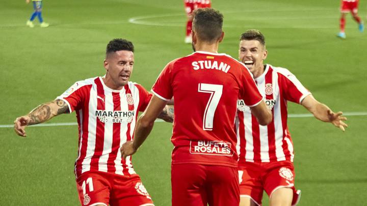 Stuani condena al Cádiz y sella la clasificación para el playoff