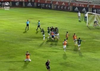 El Badajoz sabe sufrir y avanza de ronda