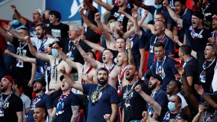 La Ligue 1 Podria Volver Con Mas De 5 000 Espectadores As Com