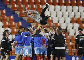 Juanfran firma una permanencia con números de ascenso