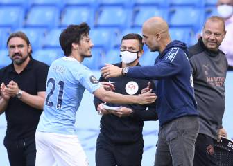 De Bruyne brilla en el último partido de Silva en la Premier