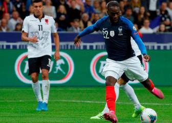 El Dortmund quiere a Ikoné como sustituto de Sancho