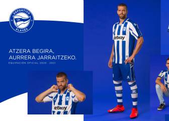 El Alavés acude a equipaciones retro en su centenario