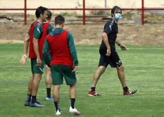 El Elche realiza una sesión de recuperación para rebajar la carga física grupal