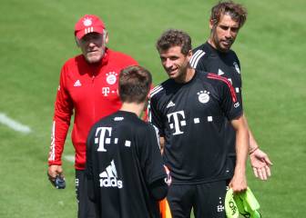 Thomas Müller ensalza a Flick y lo compara con Guardiola
