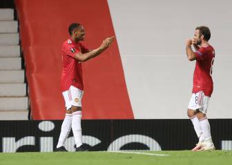 Lingard y Martial al rescate para sellar el pase a cuartos