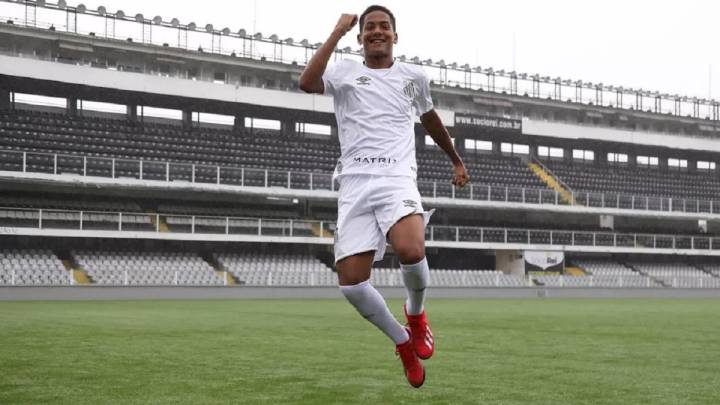 Angelo La Joya De 15 Anos De Santos Que Ya Trabaja Con El Equipo Sub 20 As Com