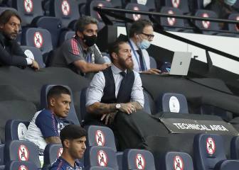 Ramos se sentó junto a los suplentes en el Etihad Stadium