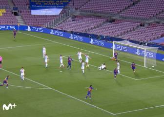 En Nápoles echan fuego con el árbitro por el 1-0 del Barça: véanlo y juzguen ustedes