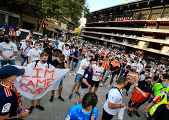 Unas mil personas se concentran en contra de la gestión de Lim