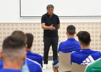 Toni Nadal da una charla motivacional a la plantilla