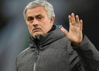 El Sevilla comenzó a cavar la tumba de Mou en Old Trafford