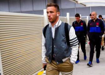 Arthur se desvincula del Barcelona y volará a Turín el 23A