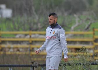 Stoichkov anuncia que dio positivo por Covid-19