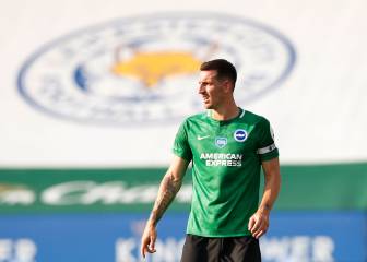 La loca carrera de Chelsea y Tottenham por Lewis Dunk