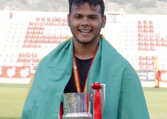 El Atlético quiere incluir a Dos Santos en la operación Grbic