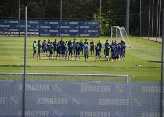 Ziganda le pide a Arnau dos delanteros