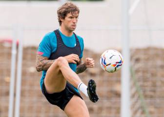 Iñigo Martínez se junta a los lesionados Yuri y Nolaskoain