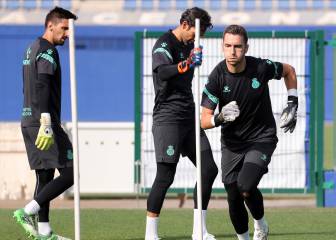 Diego López, Oier y Andrés: dos 'gallos' y una salida obligada