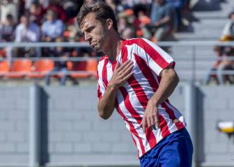 Óscar Clemente comienza la operación salida del Atlético B