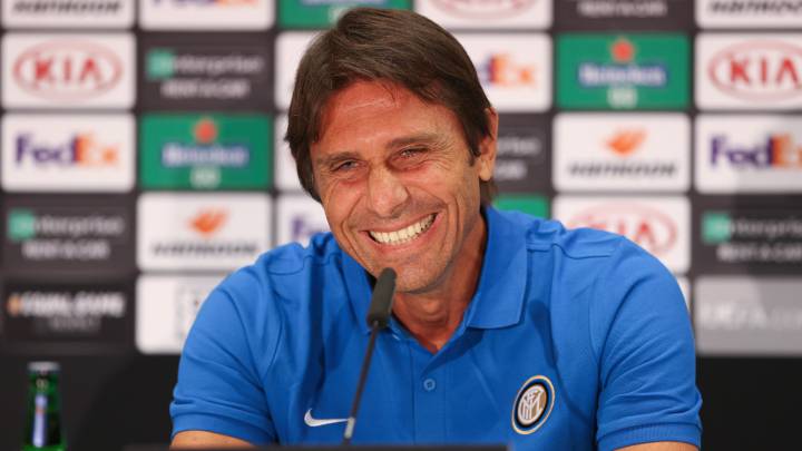 Soccer Football - Europa League - Inter Milan Press Conference - Merkur Spiel-Arena, Dusseldorf, Germany - August 16, 2020  Inter Milan coach Antonio Conte during a press conference  UEFA Pool/Handout via REUTERS  ATTENTION EDITORS - THIS IMAGE HAS BEEN SUPPLIED BY A THIRD PARTY. NO RESALES. NO ARCHIVES