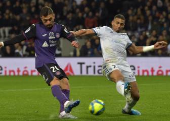 El Alavés se interesa por el central Alexander Djiku