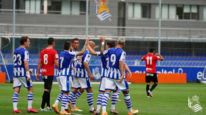 Portu coge la batuta en la Real a la espera de Silva