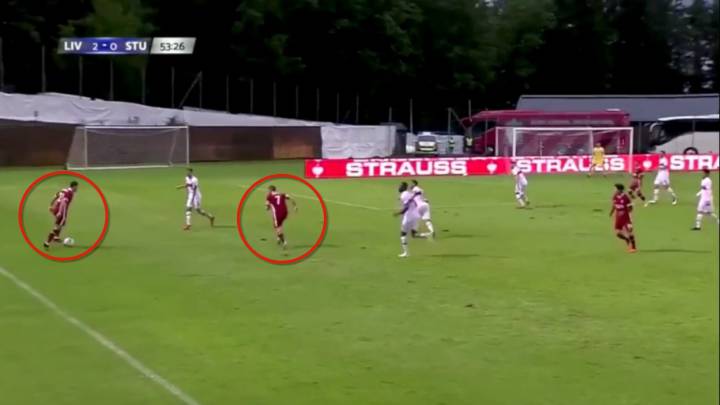 Mofa en la Premier: lo que pasa cuando el último fichaje no le da el balón al capitán del Liverpool