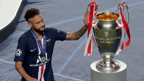 Neymar y Mbappé, suspensos: \