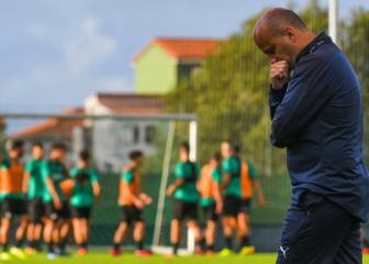 Los jóvenes llaman a la puerta de Rozada