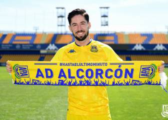 Hugo Fraile ya luce la elástica del Alcorcón