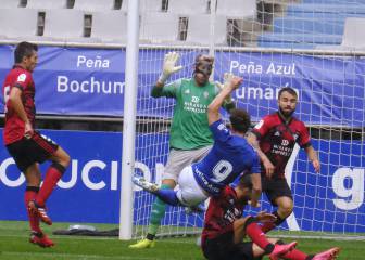 El Oviedo, con cinco fichajes por hacer