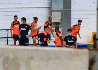 Kondogbia vuelve y el centro del campo che toma forma