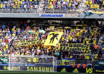 Gran acogida de la campaña de abonados 2020-21 del Cádiz