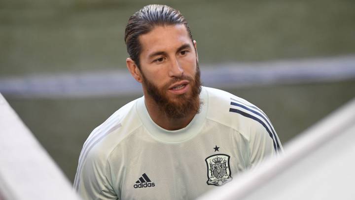 Sergio Ramos: "Messi has earned the right to decide his future"