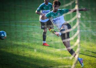 Voluntad, poca chispa y un golazo en el primer ensayo a campo completo