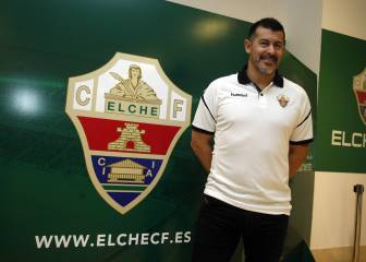 Elche: Almirón concentra a su plantilla dos semanas en Pinatar