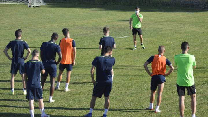 El Mérida suma otros ocho casos positivos por COVID