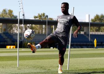 Vinicius 'golea' a Hazard