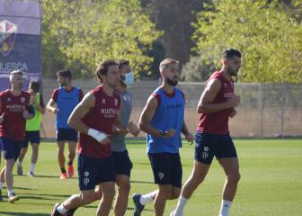 Míchel da forma a su primer once de la temporada