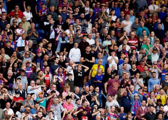 La Premier retrasa la prueba de partidos con público