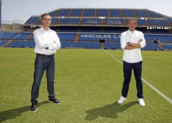 Carmelo cambia la política de fichajes y firma por objetivos