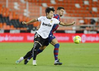 Kang In pone la primera piedra