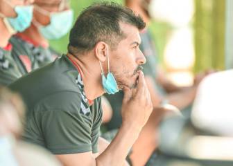 Almirón espera la acreditación de la FIFA para tramitar su licencia