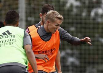 Odegaard repite con el grupo y apunta al estreno en LaLiga