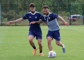 Perforar la meta rival como primer objetivo para ganar