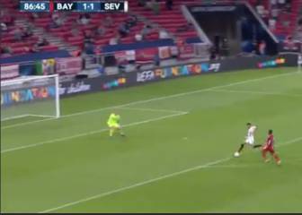 Directo a la historia de los fallos muy gordos en una final: En-Nesyri solo ante Neuer en el 88'...