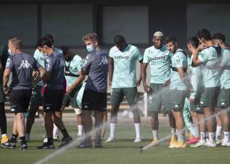 Guardado y Lainez, ausencias
en una lista con Loren Morón