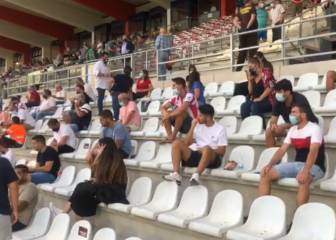 Volvió el público al fútbol español: vean el protocolo del Algeciras-Córdoba