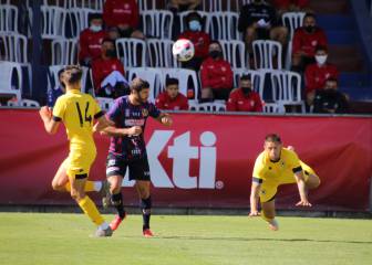 El Hércules cae en Yecla, pero Acuña sigue con el olfato intacto